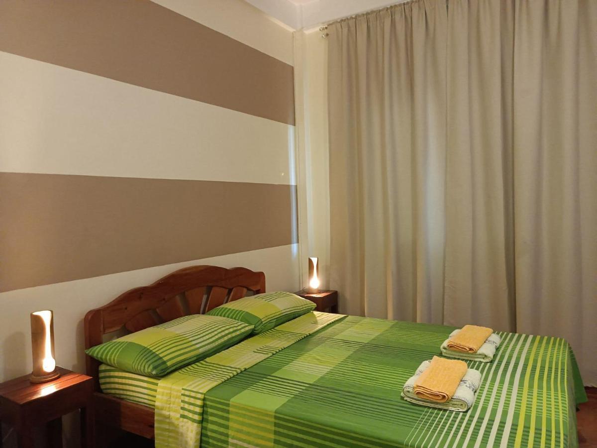 Villa Skanderbeg Guest House Puerto Princesa Bagian luar foto