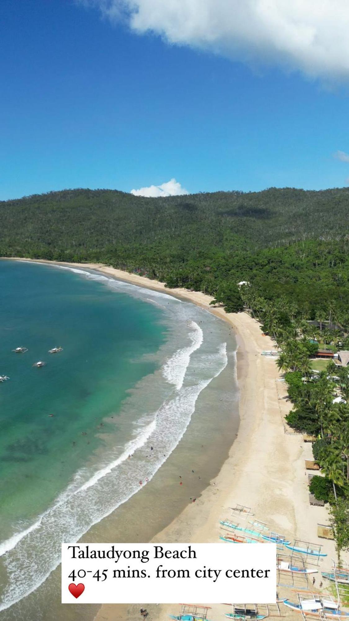 Villa Skanderbeg Guest House Puerto Princesa Bagian luar foto